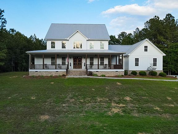 3rd image of 564 Crumbley Rd