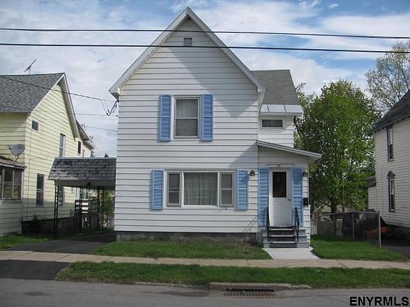 2nd image of 39 5th Ave