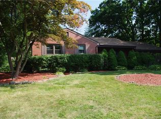 120 Edward St, Newington, CT 06111
