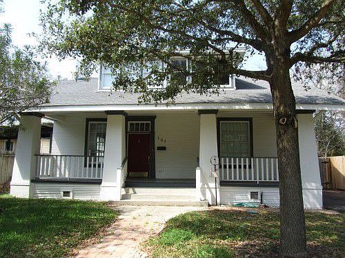 2nd image of 107 Crescent St
