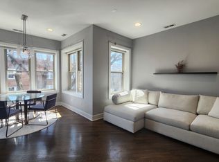 3900 W Cornelia Ave APT 2W, Chicago, IL 60618