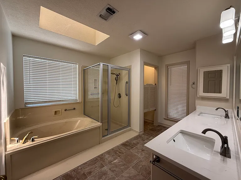 8707 Sandstone Dr — Photo 19
