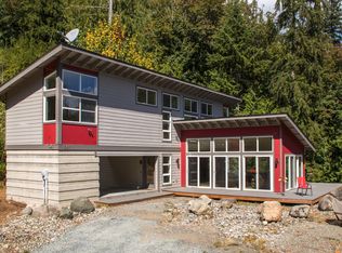 981 Valley Hwy, Acme, WA 98220