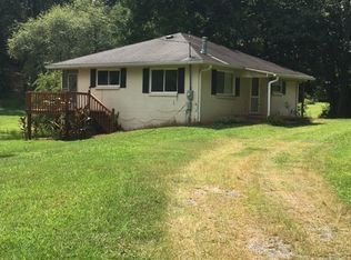 19 Burgess Rd, Ellijay, GA 30540