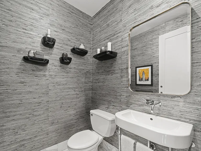 260 Park Ave S #4B — Photo 13