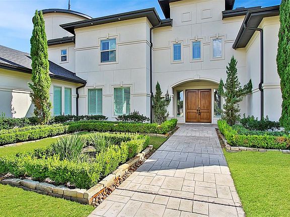 4th image of 27815 Stonehurst Ln
