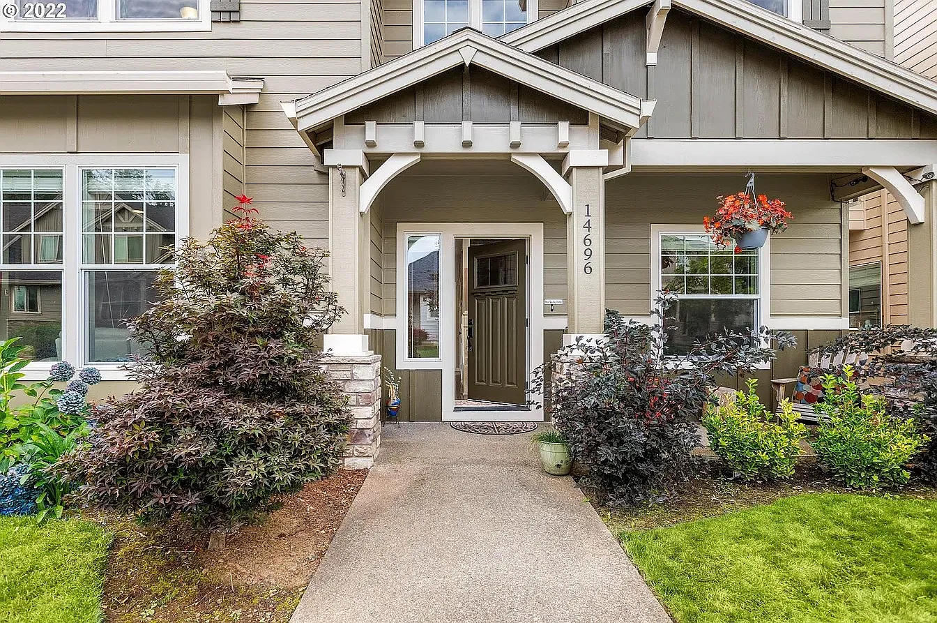 4 bed, 2180 sqft, $3,000 — Photo 2