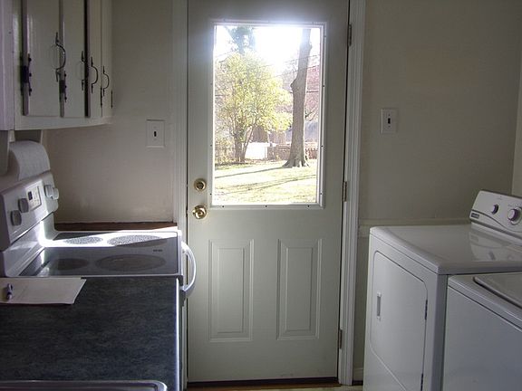 5th image of 8515 Spalding Dr