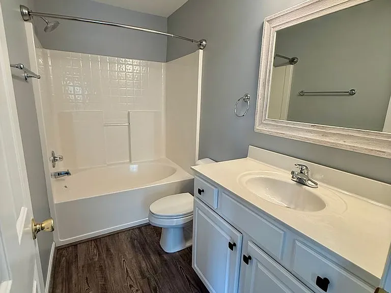 917 Creek Crossing Trl — Photo 15