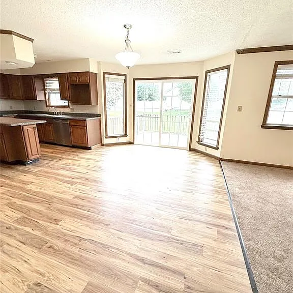 3239 Fielding Ln — Photo 5