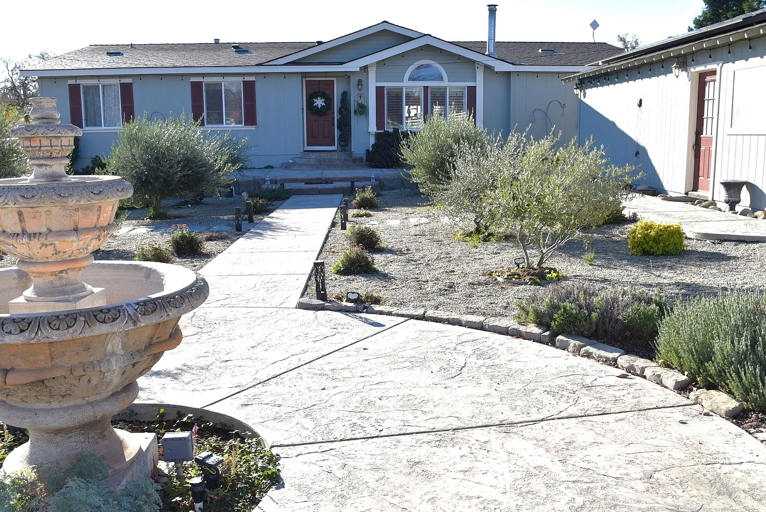 21833 Robledo Rd photo 1