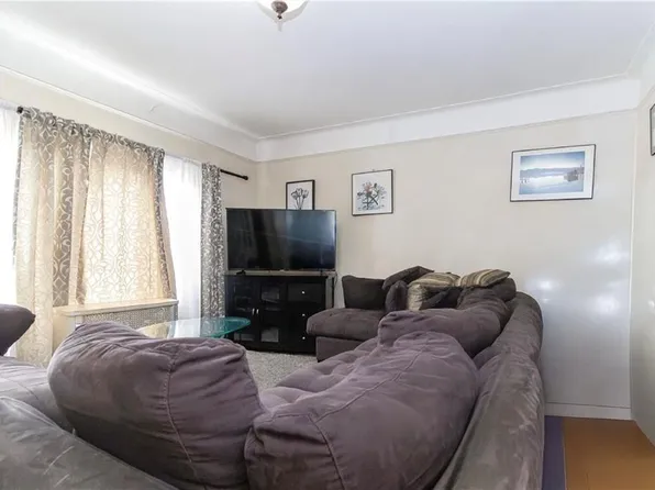 4809 Avenue M image 5 of 15