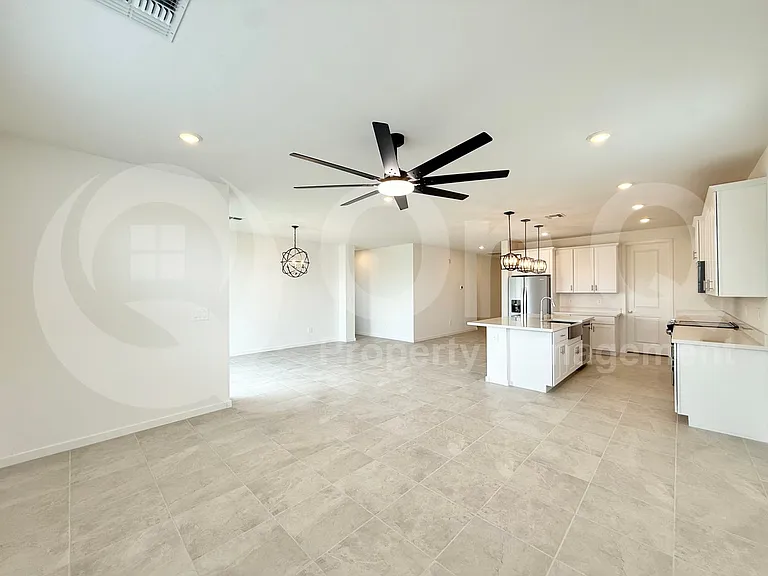 5372 S 245th Ave — Photo 12
