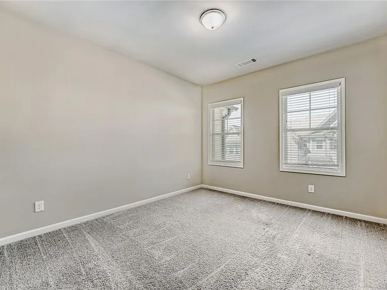 2527R Pearl Ridge Trce — Photo 14
