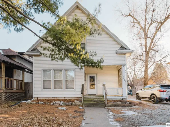 2025 South St, Lincoln, NE 68502
