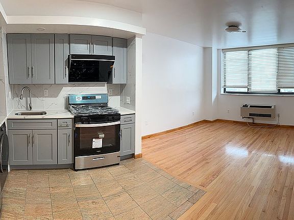 2nd image of 136 East Broadway