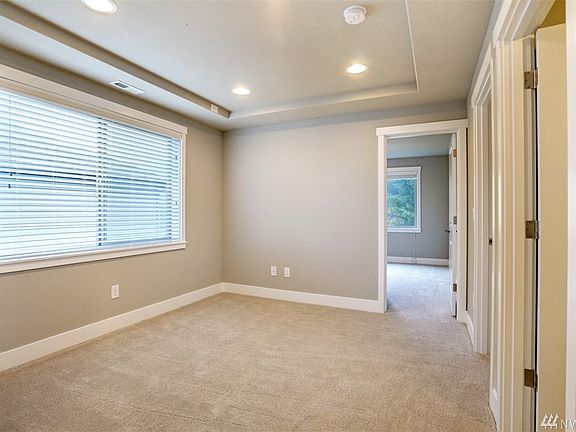 5th image of 13136 176th Ave E