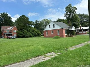 610 1st St W, Ahoskie, NC 27910