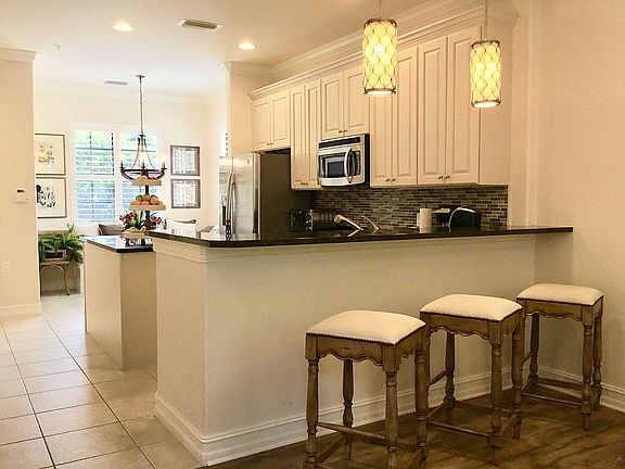5th image of 9162 Chula Vista St #136-1
