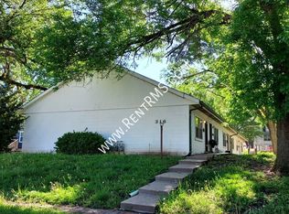 316 SW Polk St #1, Topeka, KS 66603