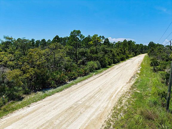 5th image of Yates Creek Rd