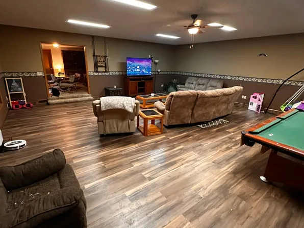 520 S Valley St, Saint Francis, KS 67756