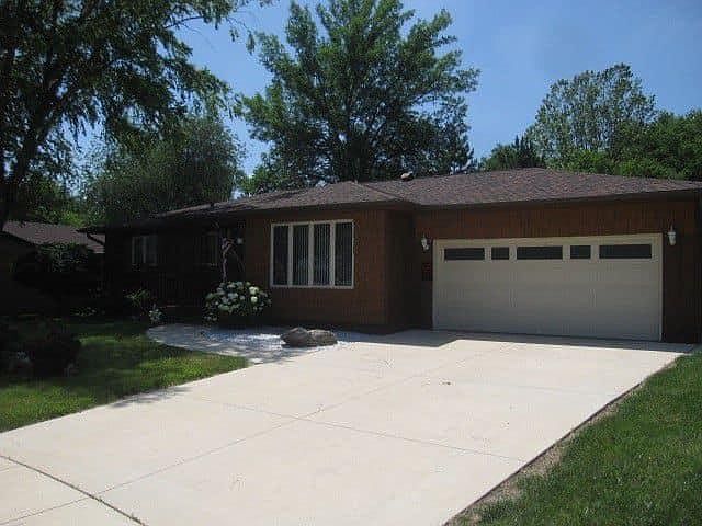 1st image of 205 Hill Ct