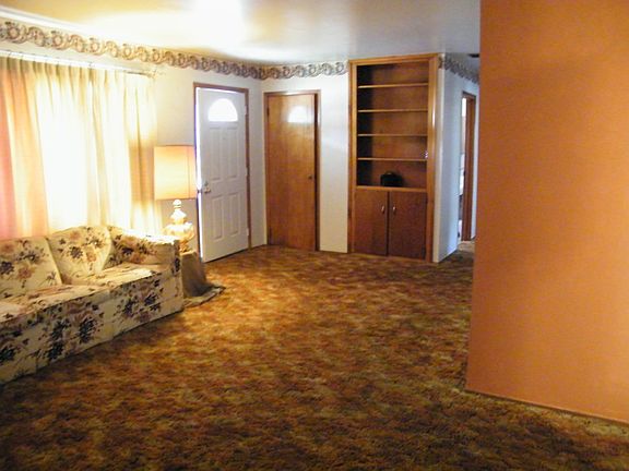 4th image of 127 Bastiani Dr