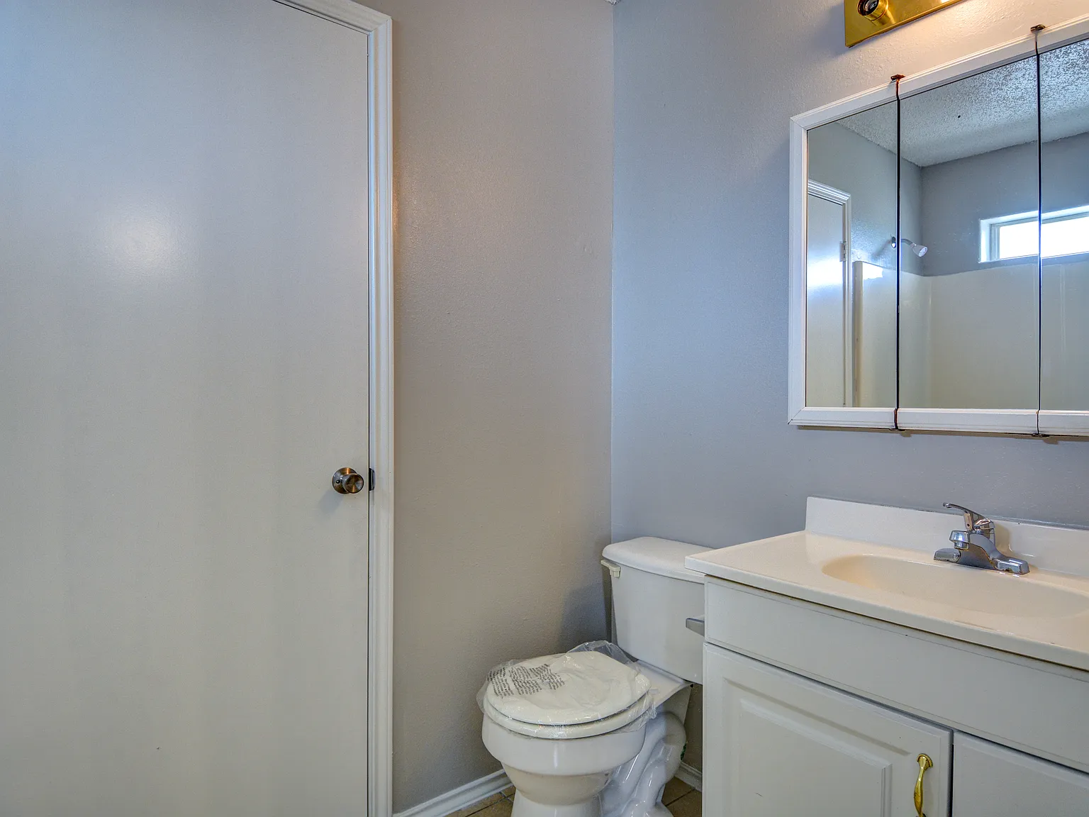Las Violetas Apartments — Photo 4