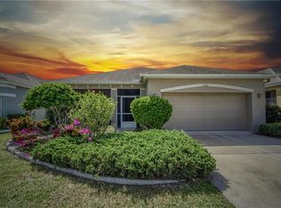 1104 Emerald Dunes Dr, Sun City Center, FL 33573