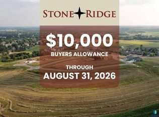 704 N Sapphire Circle Cir, Brandon, SD 57005