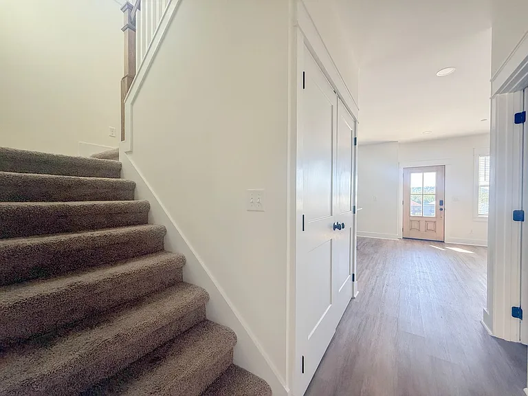 1389 Meridian St — Photo 17