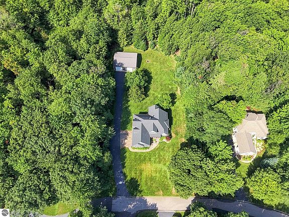3rd image of 7255 Russ Noble Dr