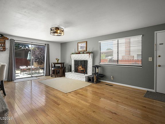 5th image of 3228 Candelaria Dr