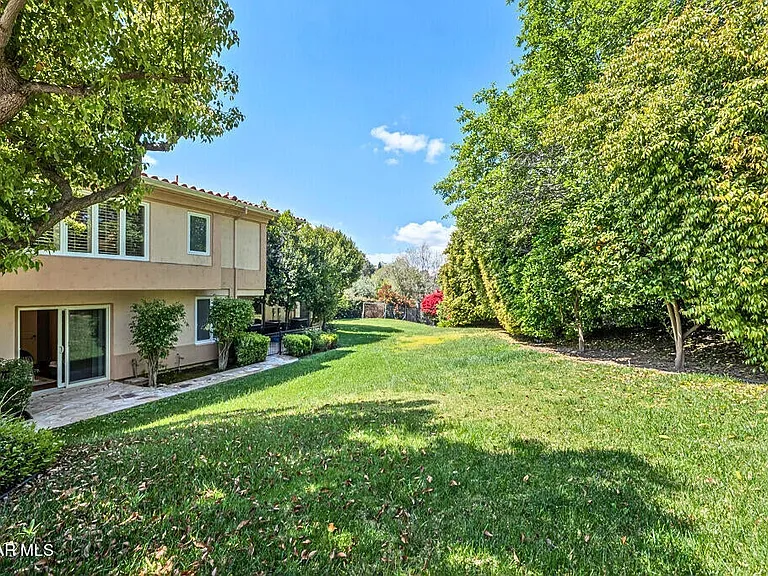 1687 Castlebridge Ct — Photo 44