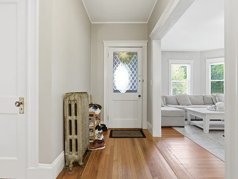 53 Grampian Way #1 — Photo 16