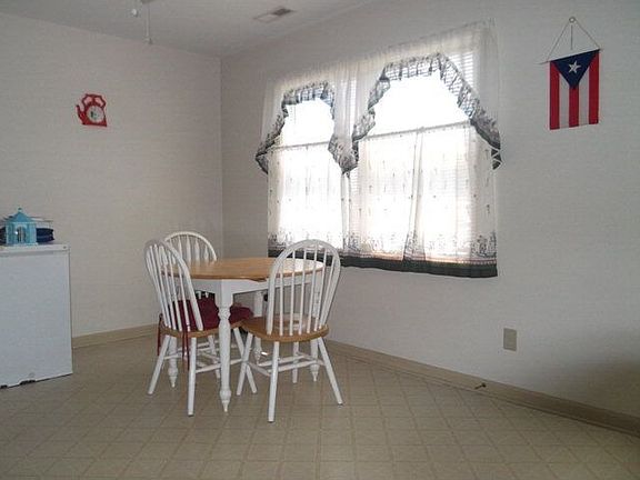 5th image of 3136 Joppa Ct