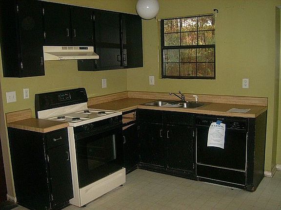 5th image of 3908 Landress Way