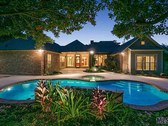 4th image of 13570 Lakeway Dr