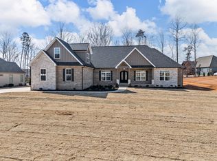 210 Grand Via Ct, Boiling Springs, SC 29316