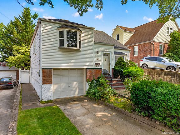 2nd image of 151-57 28th Avenue