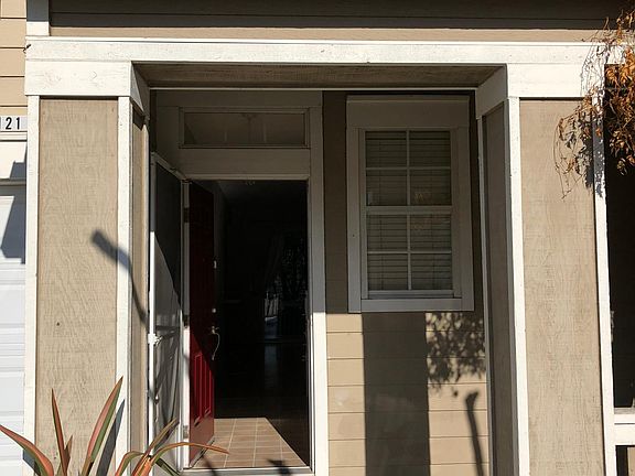 2nd image of 121 McNear Cir
