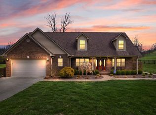 1995 Gay Evans Rd, Winchester, KY 40391