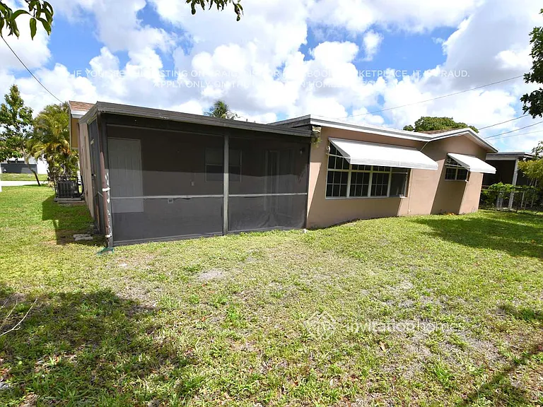 7630 Coral Blvd — Photo 18