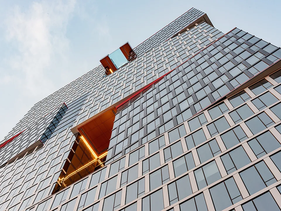 Building Photo 2