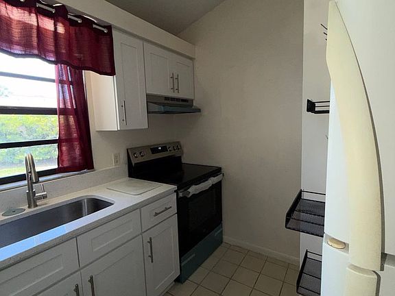 5th image of 250 Terrace Hill Blvd