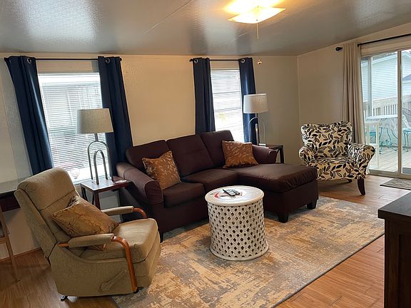 5th image of 1219 Thomas Dr #134