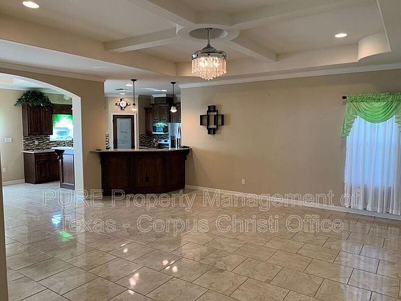 4th image of 1101 Sambar Ln