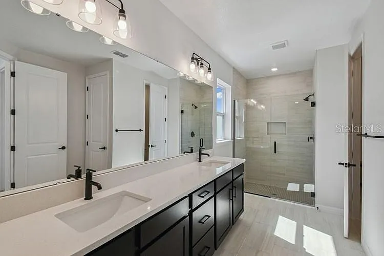 3077 Voyager Ave — Photo 11