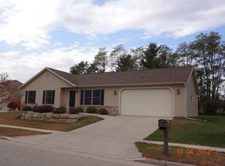304 Arlington Ct, Spring Green, WI 53588